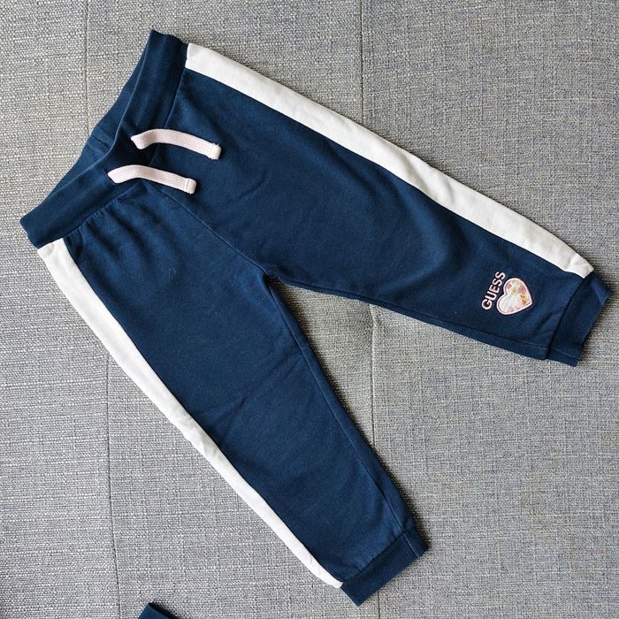 Анцуг GUESS 24 M
