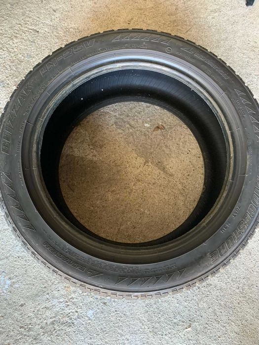 245/45 R 17 Bridgestone
