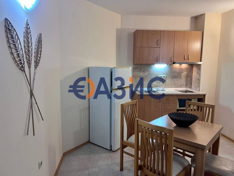Продава се Двустаен апартамент в к.к. Слънчев бряг - 75 кв.м за 920 €/кв.м - Снимка #11