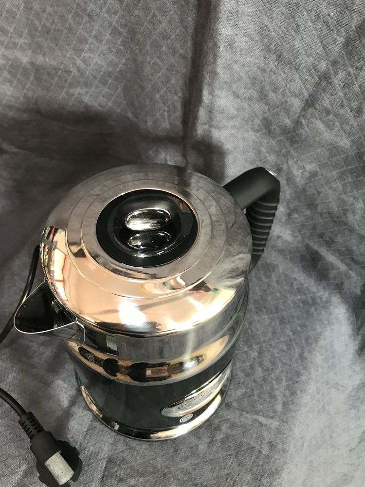 Ел. Кана Russell Hobbs Retro