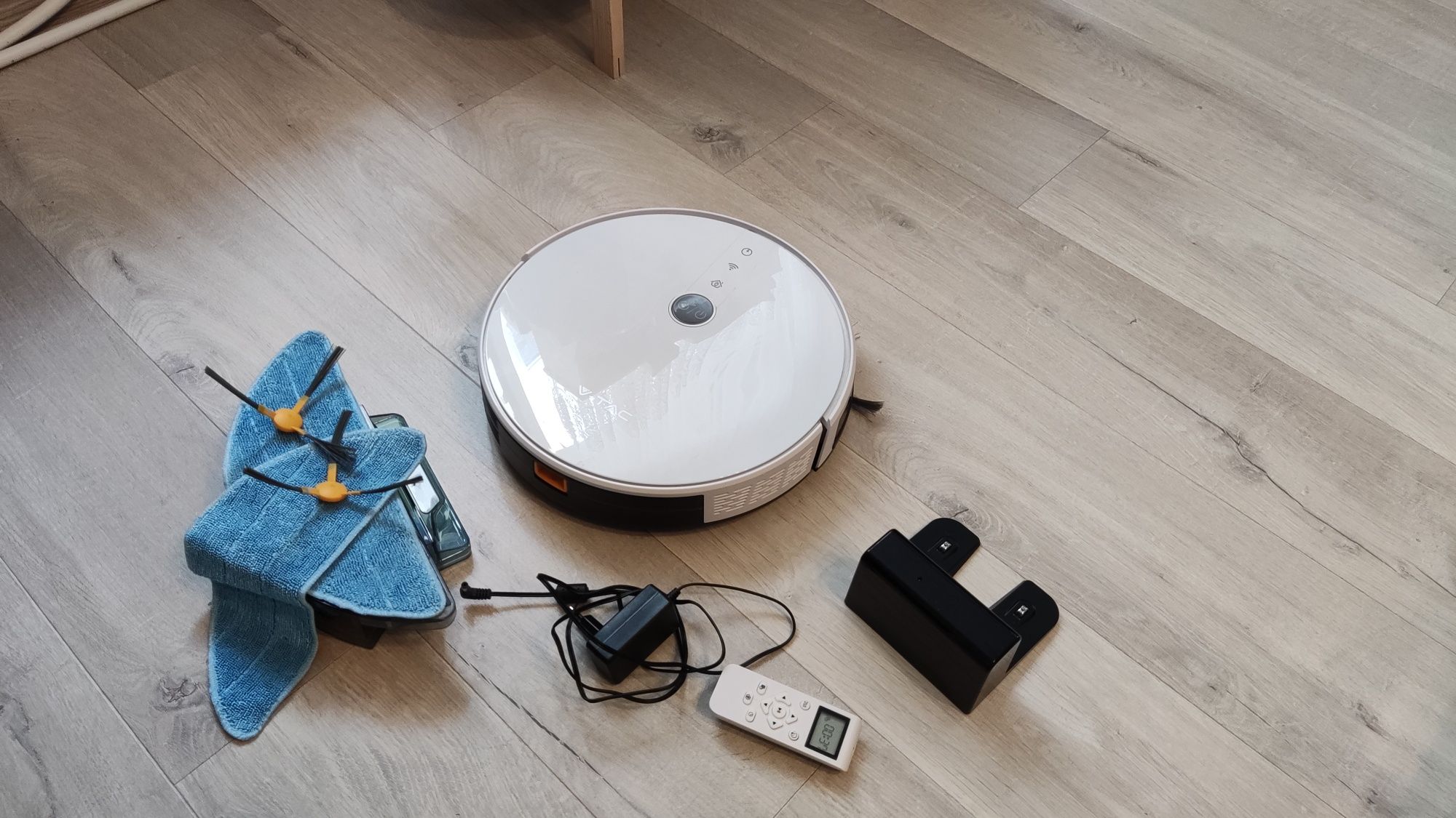 Прахосмукачка V-tac smart wi-fi, модел VT-5555