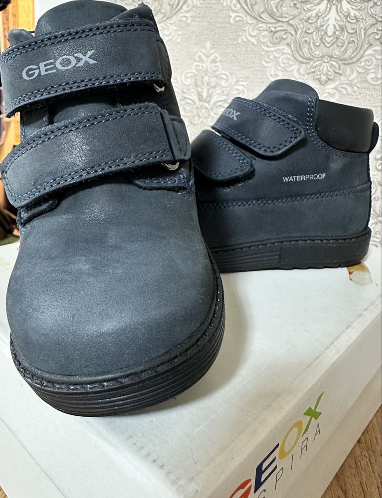 Новые детские ботинки GEOX RESPIRA 25 размер