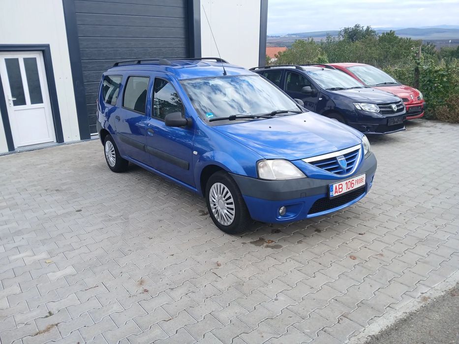 Dacia Logan 1.6 benzina 7 locuri Rar efectuat