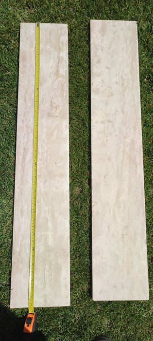 Vând doua pervazuri