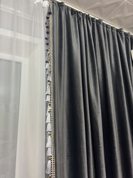 Продам шторы велюр с бахромой!!!