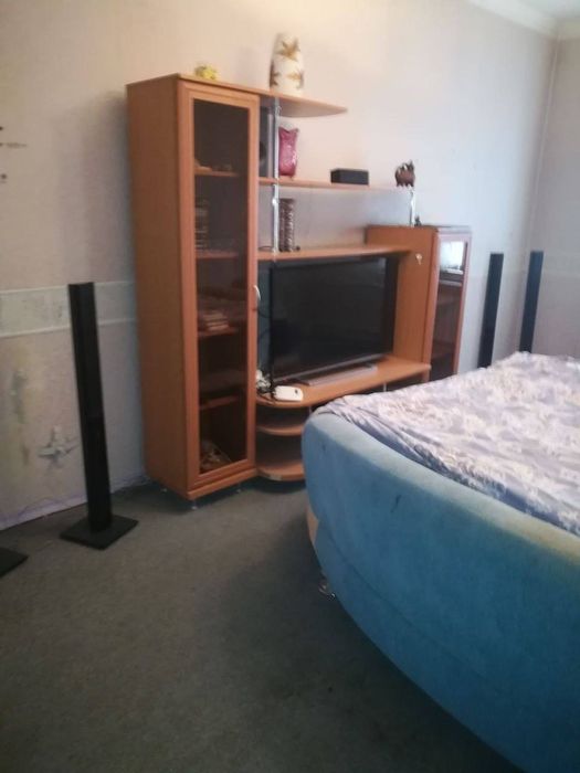 ПРОДАЕТСЯ 4/8/9  на: Шахристанская 100м2 средний ремонт