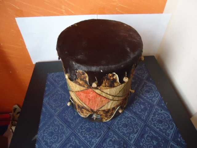 тарамбука,маракас,гуидо,барабан,калимба