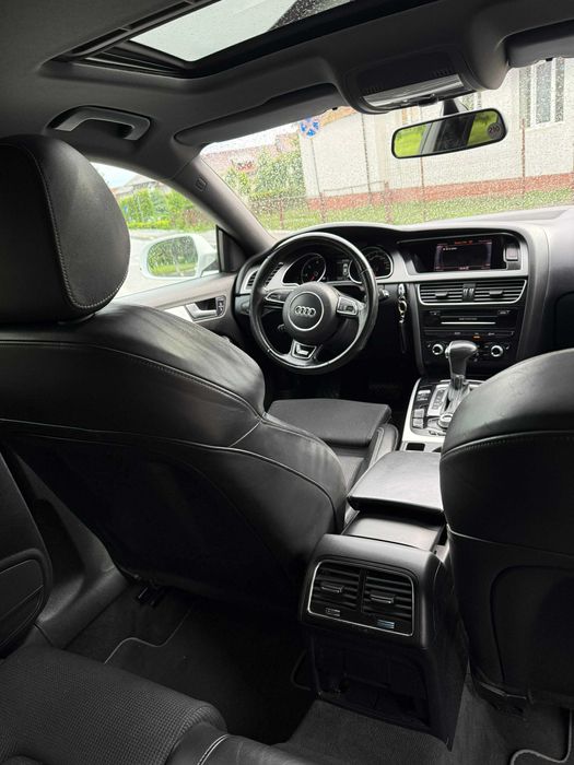 AUDI A5 S-Line 2.0 TDI 177 CP – Euro 5 – Pachet S-Line – Trapa