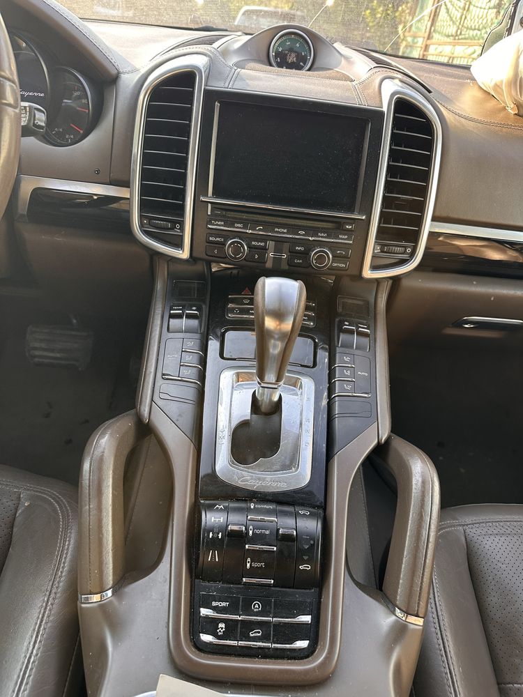 Порше кайен 958 3.0тди на части / porsche cayenne 3.0tdi 240