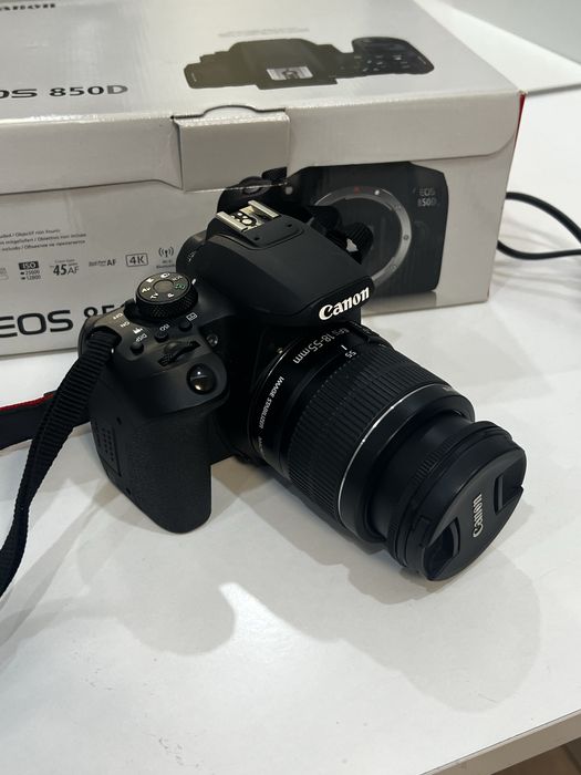 Фотоапарат CANON EOS 850D и обектив CANON 18-55mm