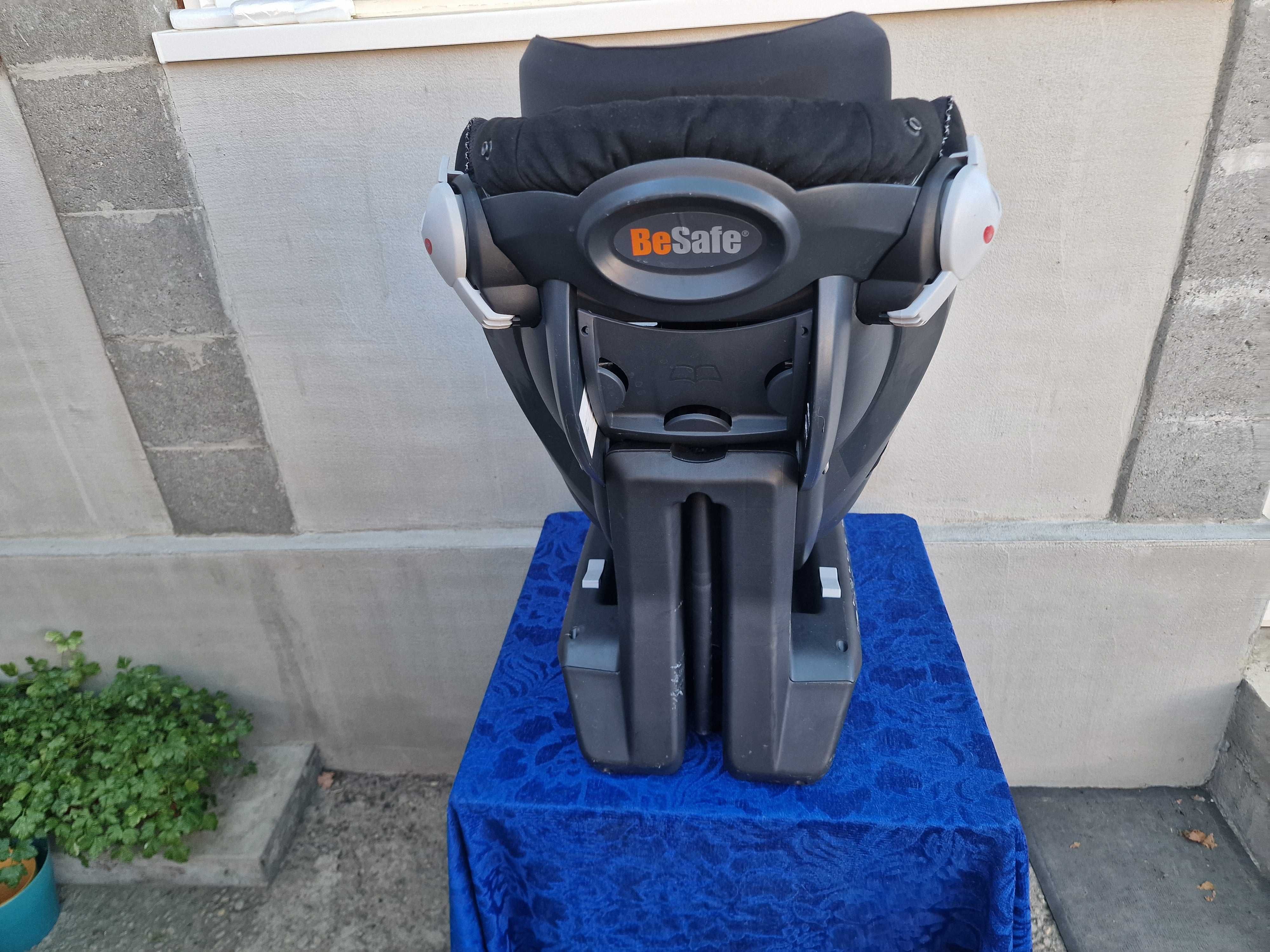 Scaun auto BeSafe iZi Combi X4 ISOfix, copii 6 luni - 4 ani***
