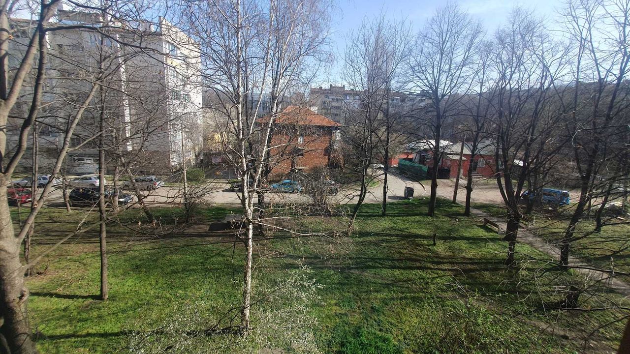 Дава се под наем Тристаен апартамент в София, Сердика - 85 кв.м за 612 € - Снимка #17