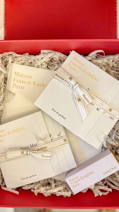 Подаръчна кутия MFK с 25 мл парфюмно съдържание и девет аромата