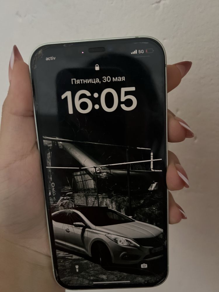 Айфон 12 64гб срочно