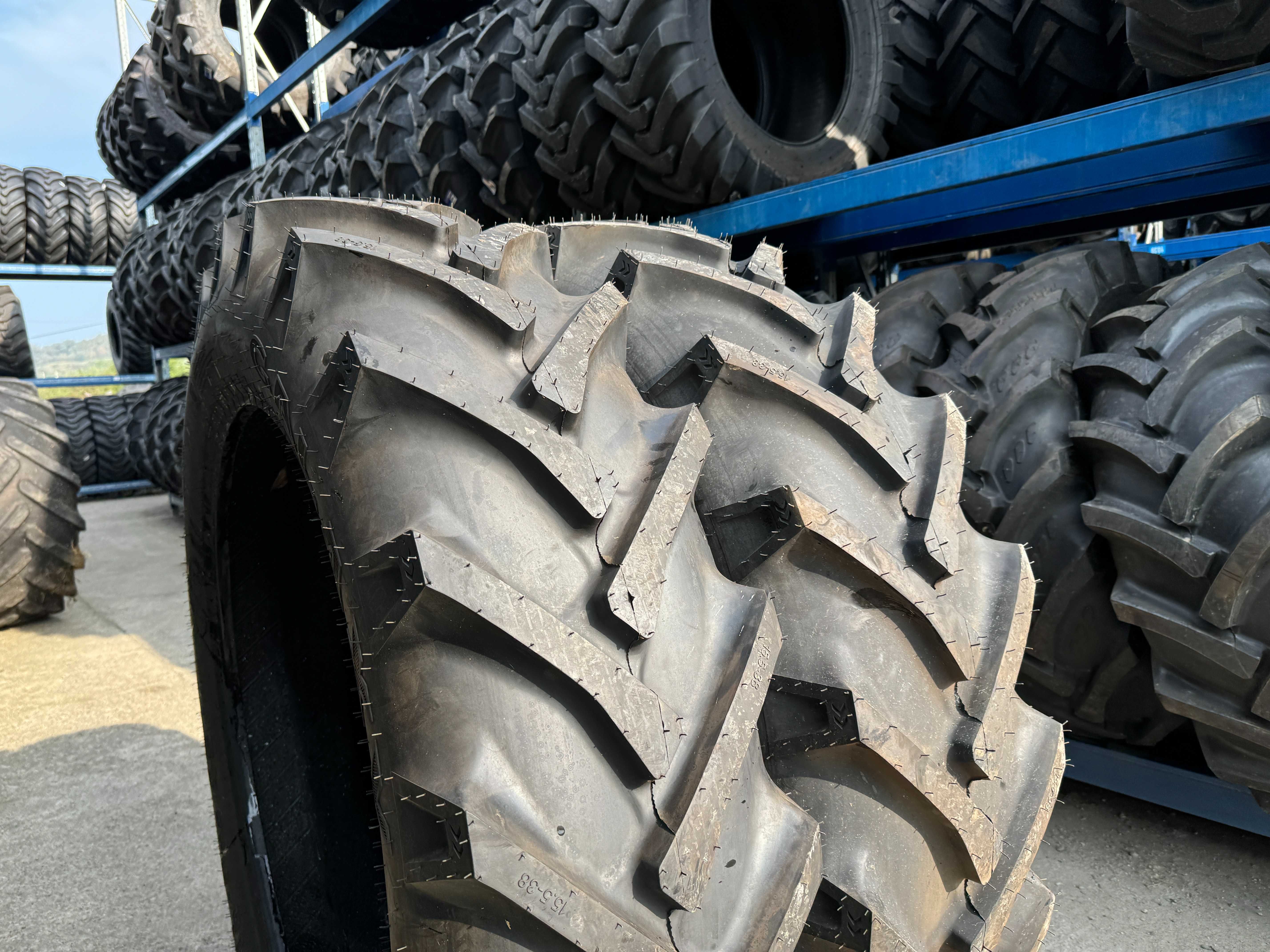 Anvelope noi 15.5-38 cu 12 pliuri marca GALAXY