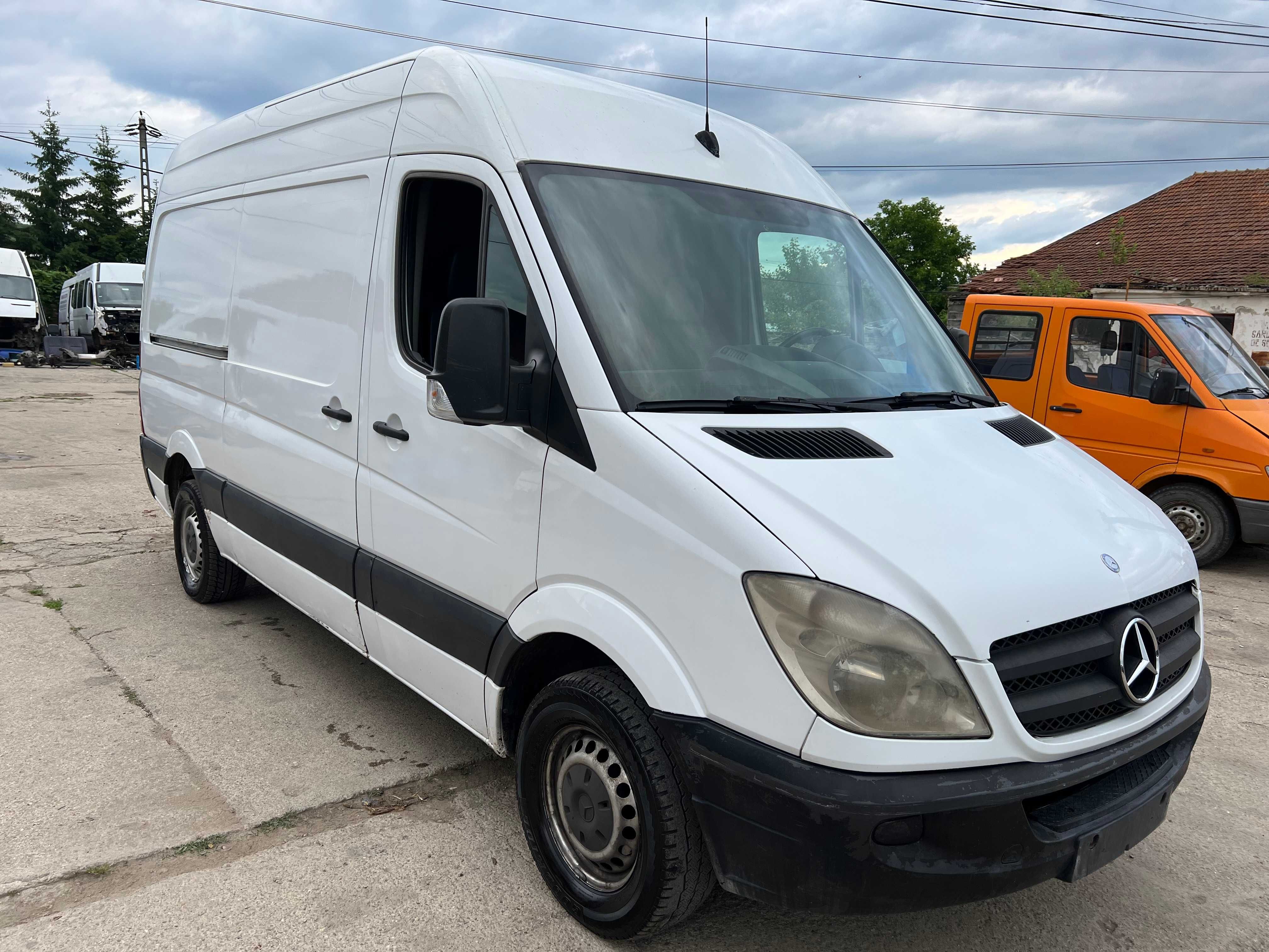 DEZMEMBREZ Mercedes SPRINTER W 906 209 211 215 CDI 2008 EURO 4