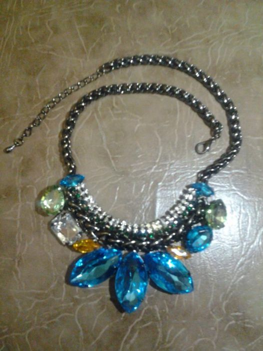 coliere diverse modele