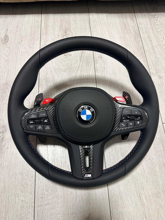 Volan M Carbon BMW G30/G11/G05/G06/Seria 5/7/8/X3/X4/X5/X6 NOU