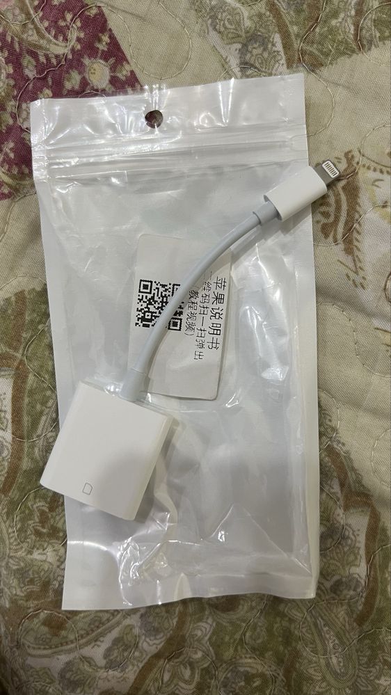 переходник адаптер apple lightning для чтения SD- карты камеры