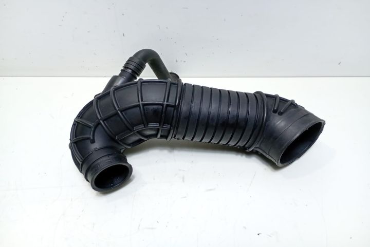 Furtun admisie aer 8E0129615J Audi A4 B7