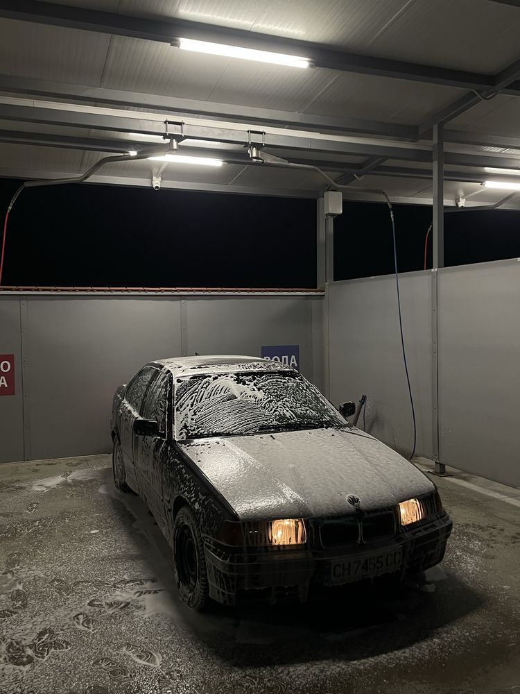 БМВ Е36 316i 1992г
