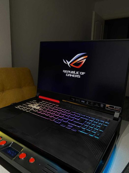 Laptop Gaming Asus ROG Strix 17.3" WQHD/RX 6800M 12GB/R9 5900HX 4.6GHz