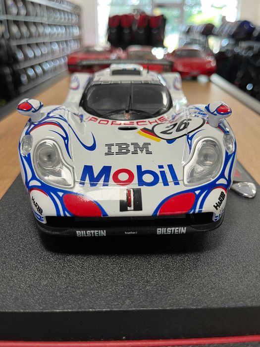 Чисто нов MAISTO метален колекционерски модел PORSCHE 911 GT1 1 LeMans