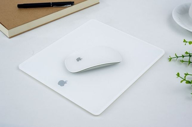 MousePad Apple MacBook Plexiglass 2 culori top-gaming NOU + CADOU!