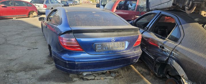 Lampa / Tripla stop stanga pe aripa Mercedes-Benz C-Class W203/S203/C