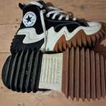 Tenisi tip gheata Converse dama ca noi