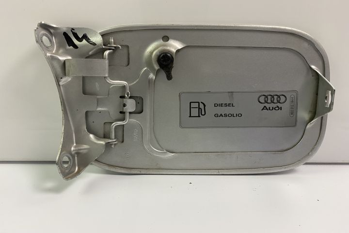 Usita rezervor 8E0010184K Audi A4 B6