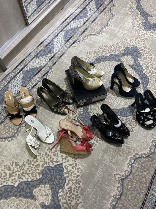 Продаю обувь распродажа есть 34 /35 размеры