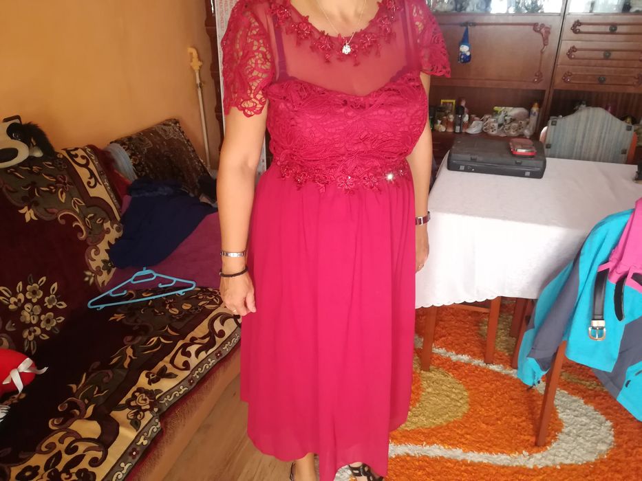 Vând rochie de gală