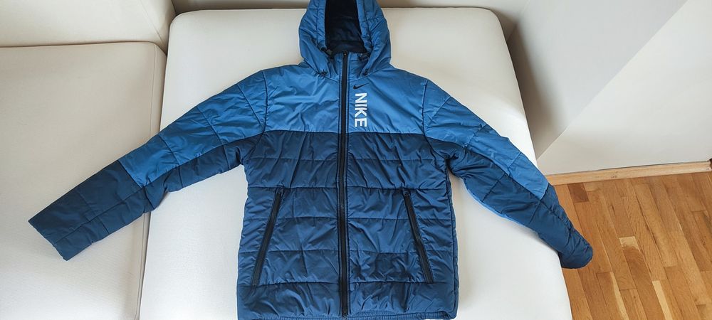 Оригинално яке Nike