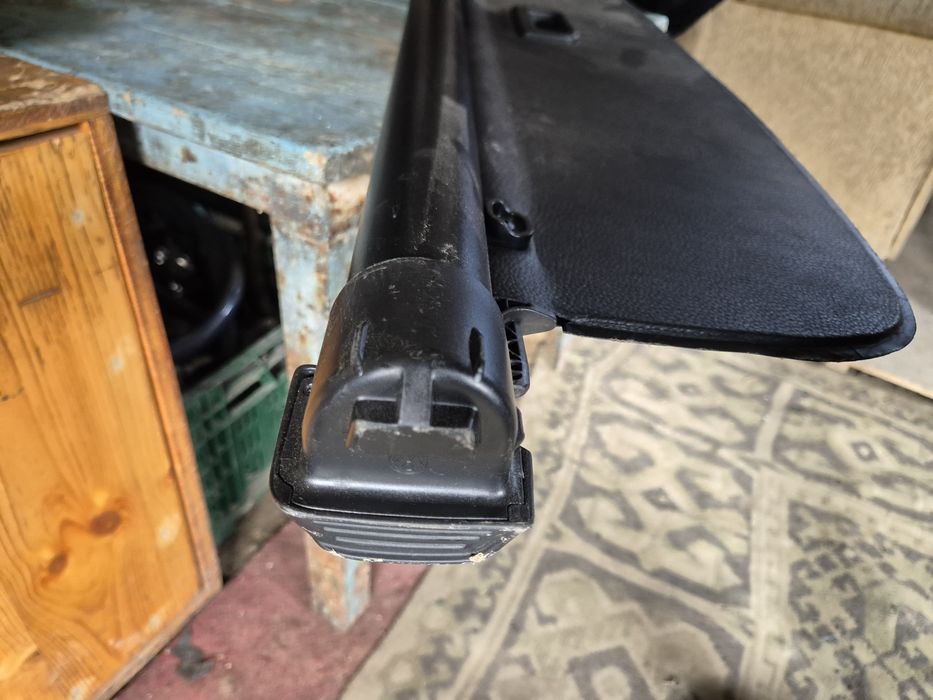 Оригинална Щора за Голф 5 Комби 2007- 2010г