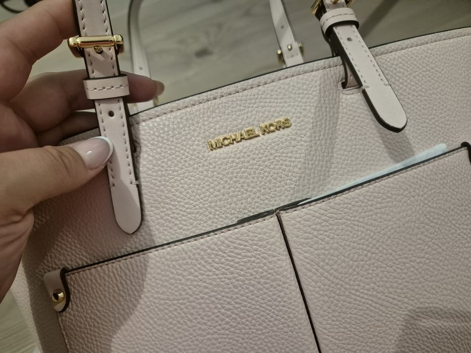 Geanta Michael Kors Jet Set Medium noua, originala. Culoare roz pudra.