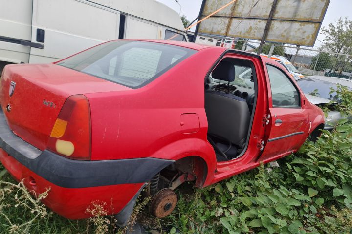 Galerie evacuare Dacia Logan prima generatie