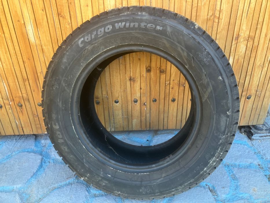 Vând /Schimb anvelope Michelin marca Riken  M+S 225/65/16 C