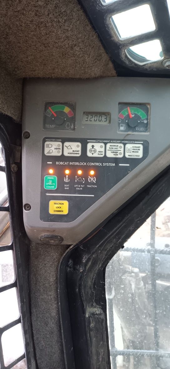 Продавам Bobcat s 175 2005г
