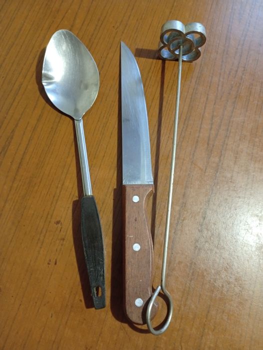 Продам советские кухонные принадлежности. По 100тн каждый