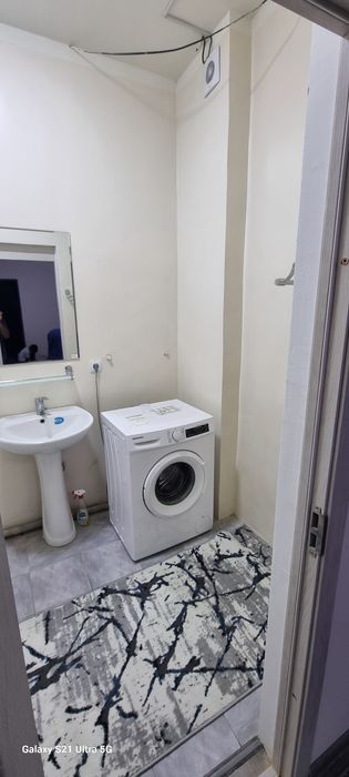 Zangiota tumani eshonguzarda 3 xonali uy sotiladi. sotiladi