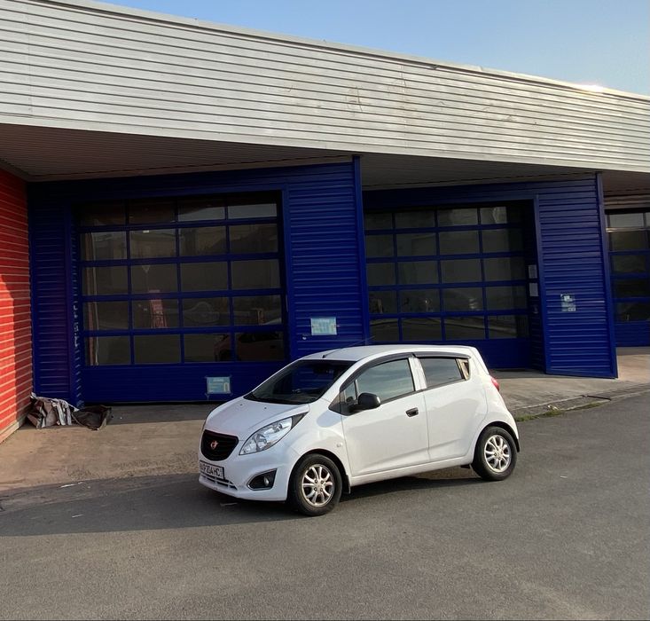 spark avtomat toza sotiladi