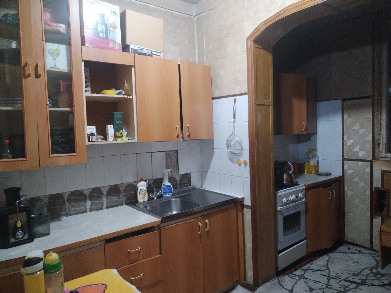 Продается 2 комнатная квартира на Кадышева