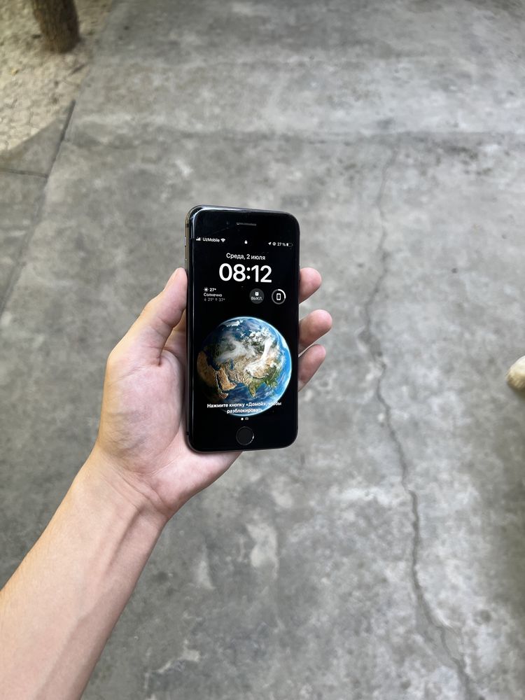 iPhone 8 64 gb kar dak yok ekran aybi