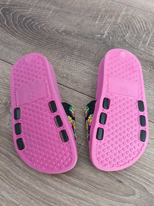 Slapi pentru fetite. Alpine Pro. Marimea 24