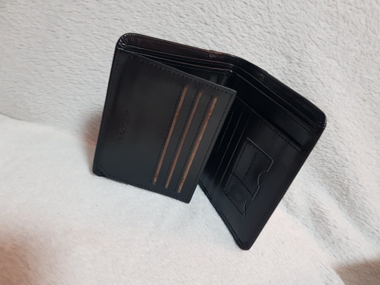 Качествен мъжки портфейл Естествена кожа мъжко черно портмоне RFID