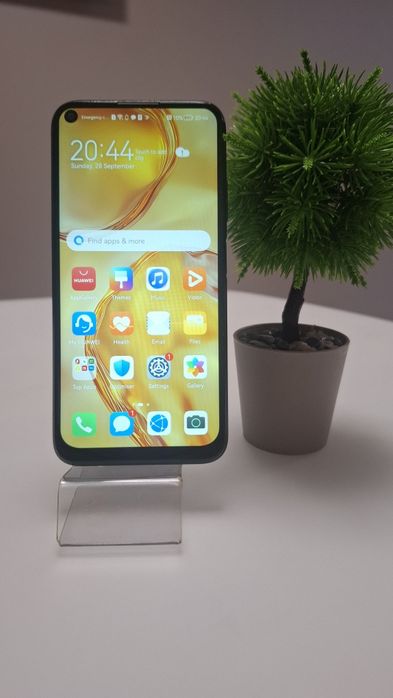 Телефон Huawei p40lite