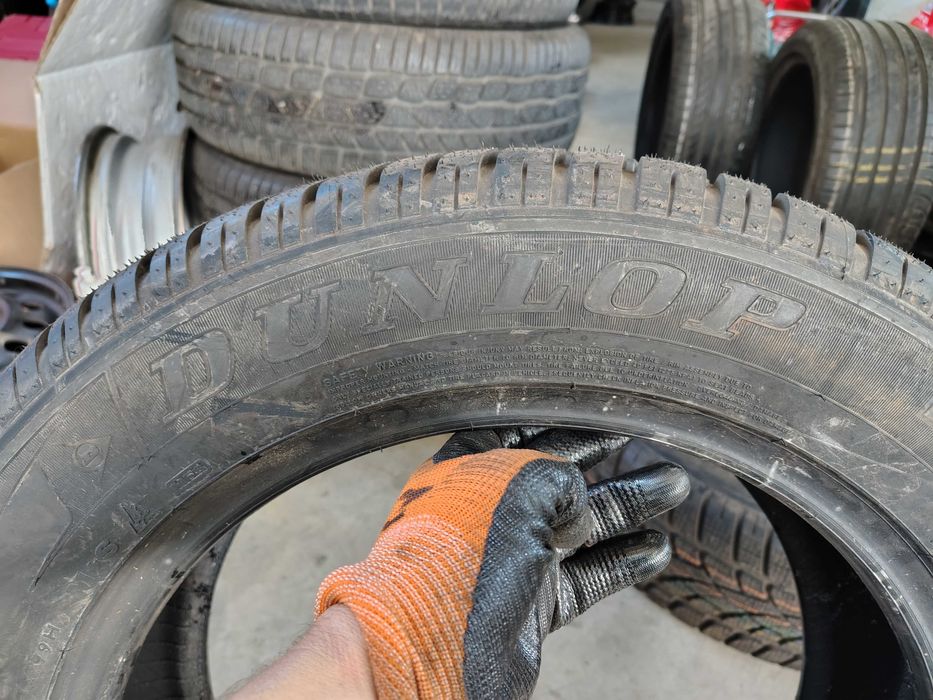 2бр.НОВИ зимни гуми DUNLOP 225 60 17 цена за брой