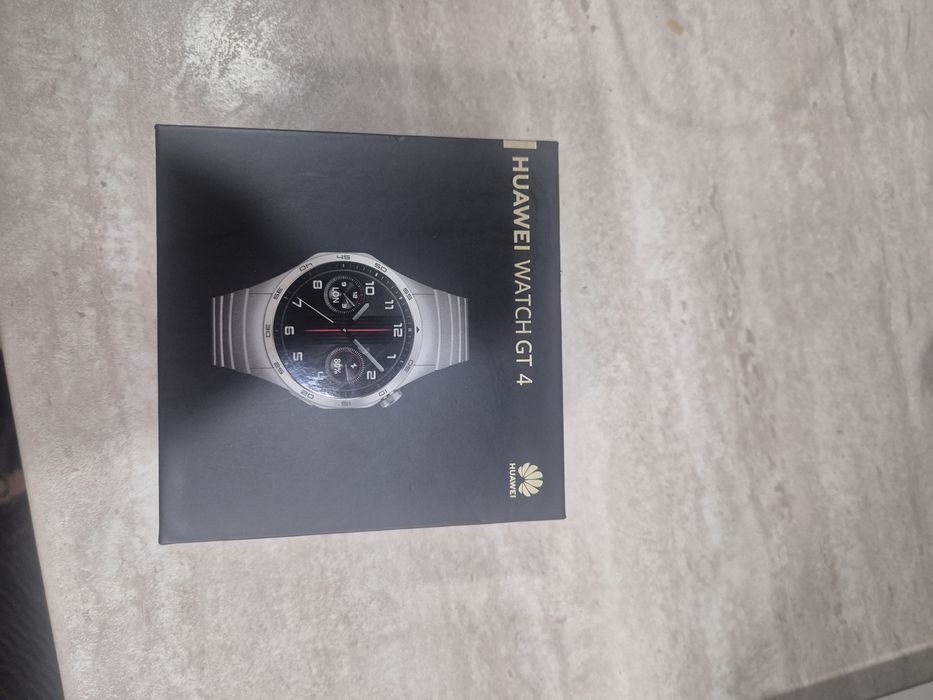 Продам часы Huawei