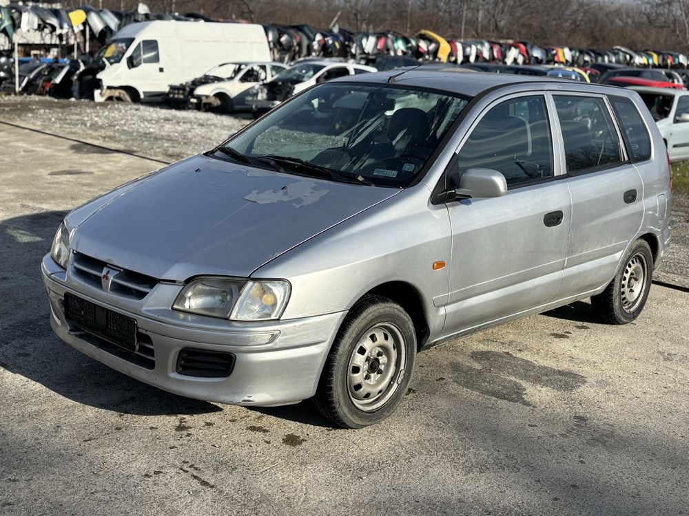 Mitsubishi Space Star  На части Мицубиши Спейс